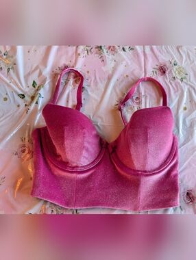 $65 34D PINK SPARKLE SHINE VELVET  Body by Victorias Secret  Long Line Demi Bra